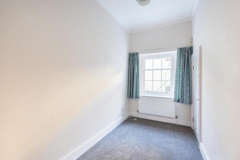 Single room-study