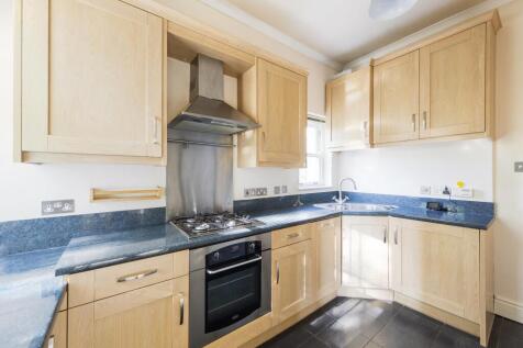 Kitchen ()