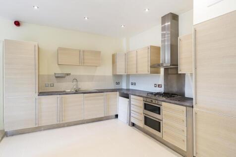 Kitchen ()