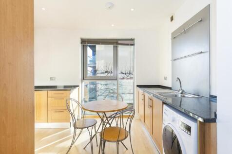 Kitchen ()