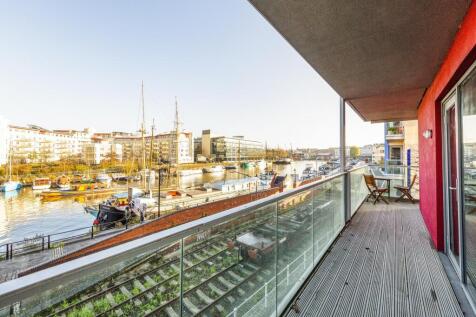 Balcony ()