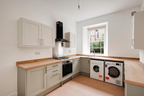 Kitchen ()