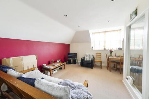 Living room ()