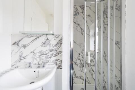 Shower room  ()