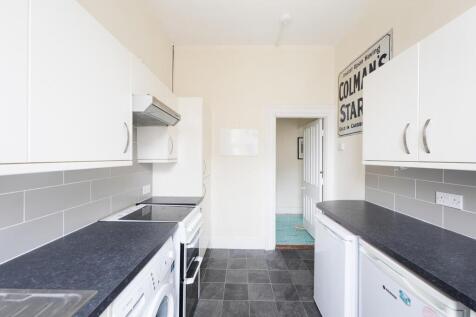 Kitchen ()