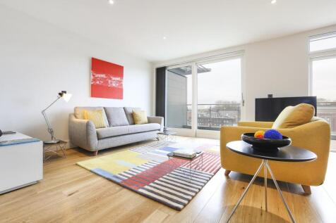 living room ()