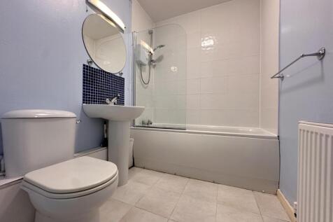 Bathroom ()