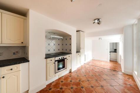 Kitchen ()