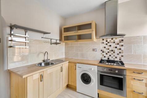Kitchen ()