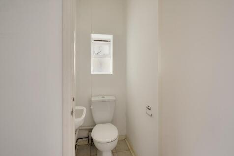 Bathroom ()