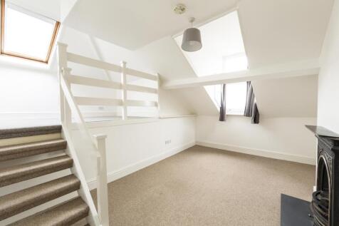 Living area ()