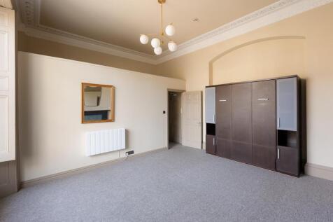 Living area ()