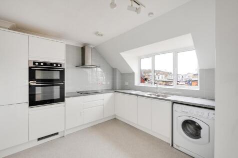 Kitchen ()