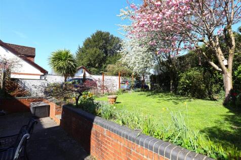 3R5A1541 Westways Garden Rear 2025 05.JPG