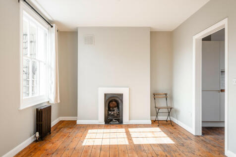 Hackney Rd 491 F1...