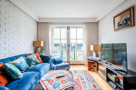 Baltic Place 40 -...