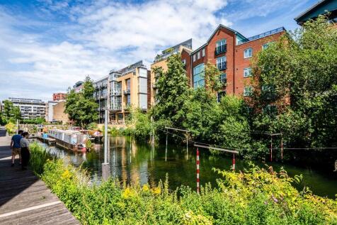 Baltic Place 40 -...