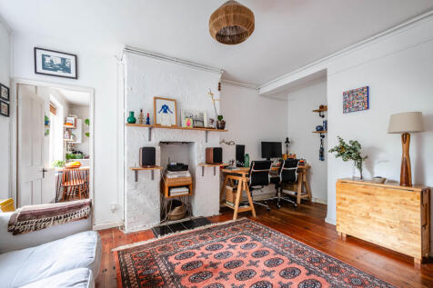 Besford House 5 -...