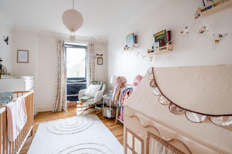 Ment House 12 - L...