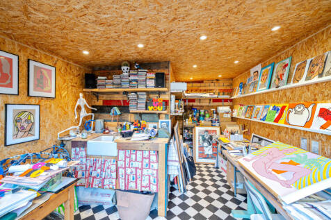 1386139-5-69299ea...