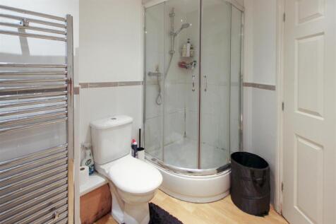 BATHROOM/W.C.