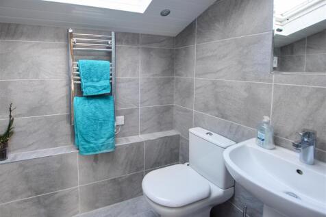 HOUSE BATHROOM/W.C.