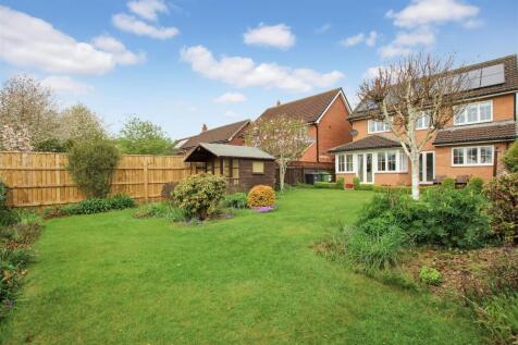 SOUTH FACING REAR GARDEN