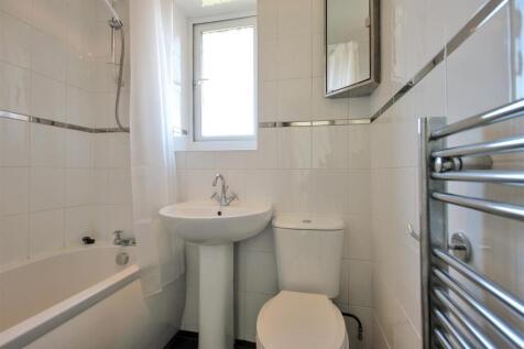 HOUSE BATHROOM/ W.C.