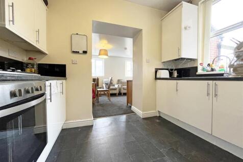 Communal Kitchen