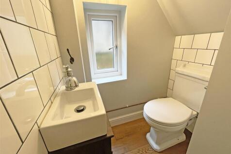 Ground Floor Wc