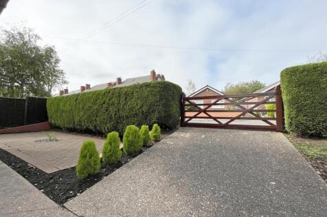 Drive/Front Garden