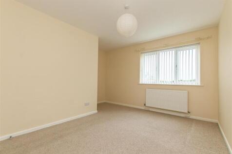 Bedroom One.jpg