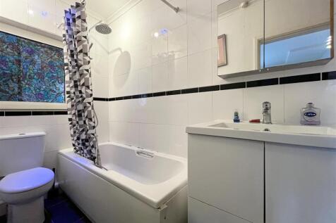 Ground Floor Bathroom