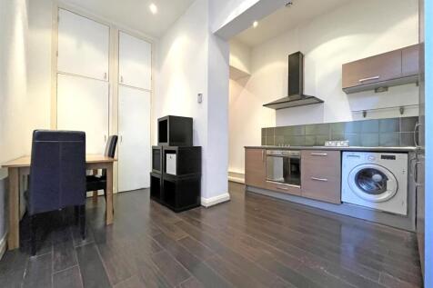 Kitchen &amp; Dining Area.