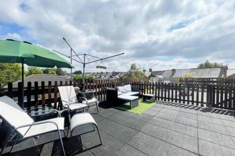 Outdoor Seating Area