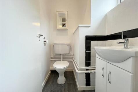 First Floor WC