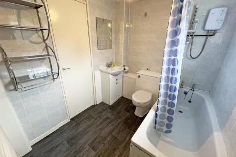 Top Floor Bathroom