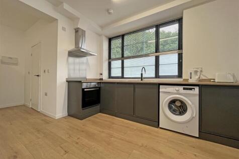 Flat 2 Kitchen