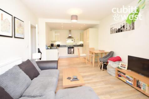 Lounge/Kitchen