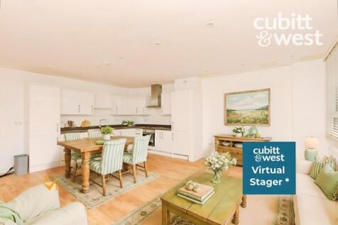 Lounge/Kitchen