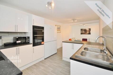 Communal Kitchen 