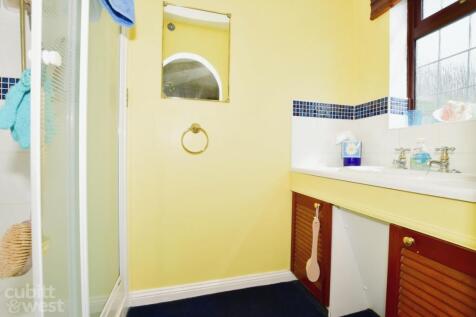 En-Suite Shower