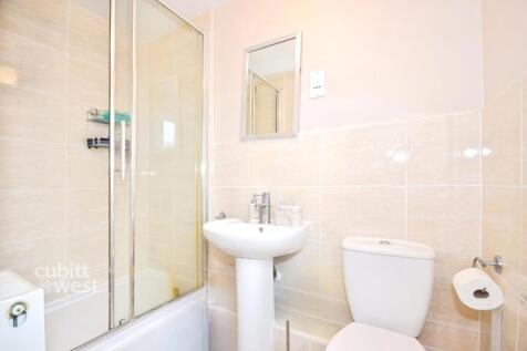 En Suite Shower Room