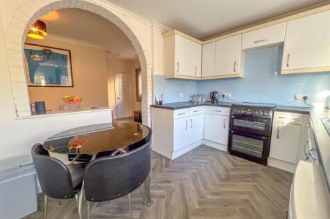 Kingsbridge Road - Image-16.jpg