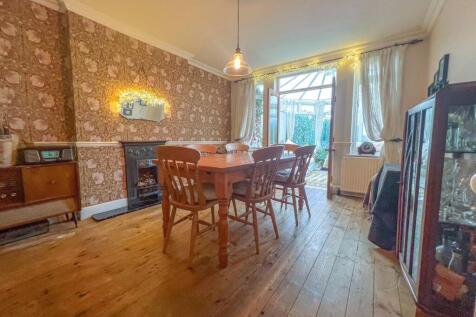 Briars Close - Image-11.jpg