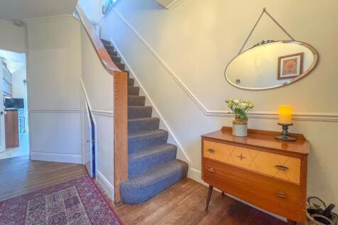 Briars Close - Image-18.jpg