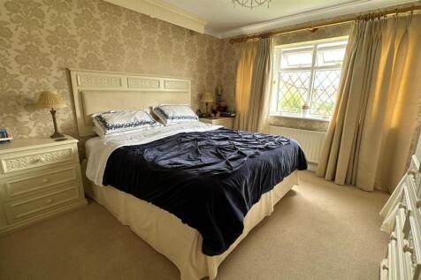 bed 3.jpg