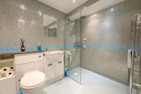 Ground Floor Shower Room