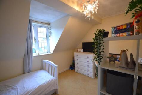 Bedroom 5.JPG
