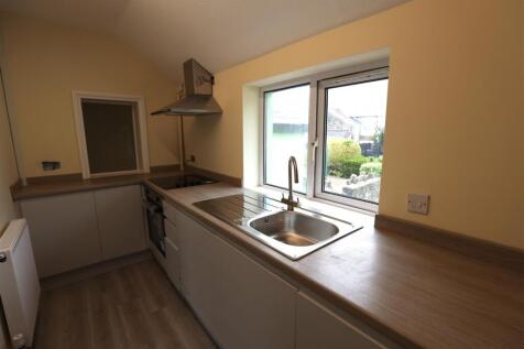 Kitchen 1 .JPG
